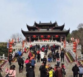 阳春湖北旅游攻略(七月湖北旅游攻略)