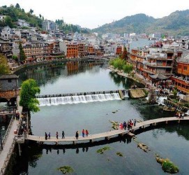 阳春长沙旅游攻略(长沙旅游攻略景点必去二日游)
