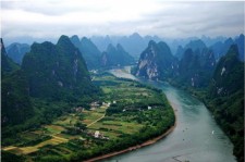 阳春旅游景点介绍(旅游景点介绍视频)