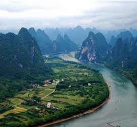 阳春旅游景点介绍(旅游景点介绍视频)