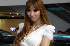 阳春长春模特兼职群(长春礼节模特兼职群)