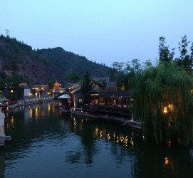 阳春古北水镇攻略(古北水镇温泉攻略)