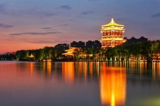 阳春包含私人伴游你走遍中国最美旅行地的词条