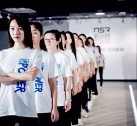 阳春南京少儿模特兼职(南京潮童星少儿模特培训地址)
