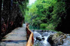阳春周边旅游(周边旅游景区哪里好玩)