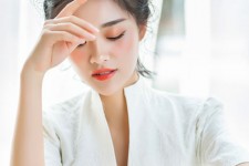 阳春伴游兼职护士(泓华护士谁兼职过)