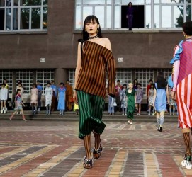 阳春广西民族大学兼职模特李琳(2022年即将升为公办的大学)