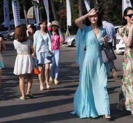 阳春上海商务伴游男雇用(上海雇用高端伴游一天20万)