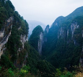 阳春伴游中国带你去湘西(湘西跟团旅游)