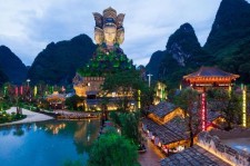 阳春旅游攻略网(旅游攻略网站推荐知乎)