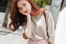 阳春韩国女模特(韩国女模特泳装表寅)