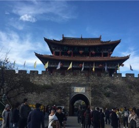 阳春昆明旅游攻略(昆明旅游攻略景点大全)