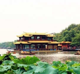 阳春杭州游玩攻略(杭州游玩攻略二天)