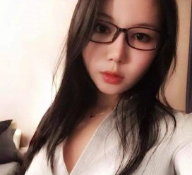 阳春姑娘在西安一模特公司做兼职的简单介绍