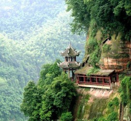 阳春四川旅游攻略(四川旅游攻略路线图)