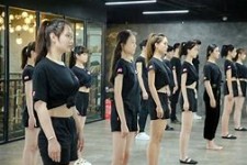 阳春兼职模特进修班(学生怎么兼职模特)