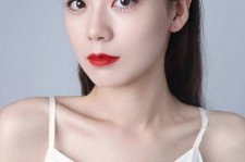 阳春兼职模特要打点模卡吗(兼职做模特要交钱拍模卡)