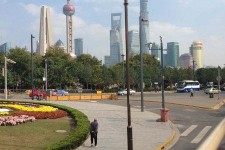 阳春上海自助游(上海自助游团购)