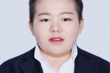 阳春私人伴游招聘 5天赚10万？年轻女孩陪客户吃吃喝喝后发现…这种“工作”套路太深