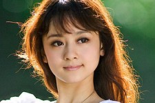 阳春极品美女模特兼职和大款视频的简单介绍