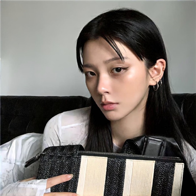 阳春在异乡碰到商务伴游谈心之旅是一件十分有意义的工作