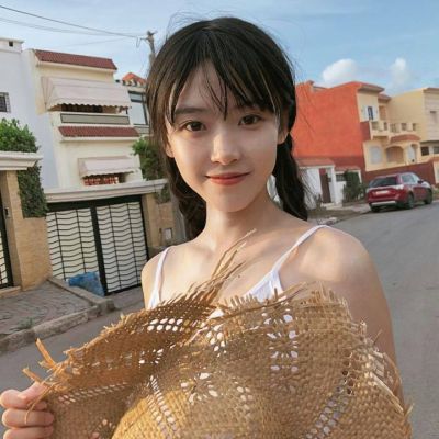 阳春伴游女生李梓萱的资料