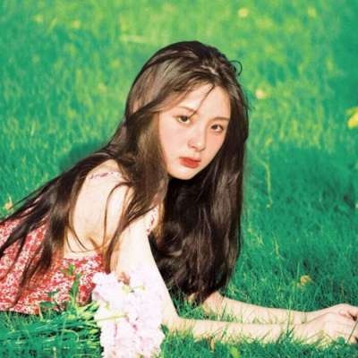 阳春伴游女生谢珞欣的资料
