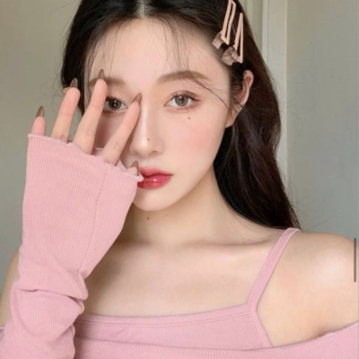 阳春伴游女生周思涵的资料