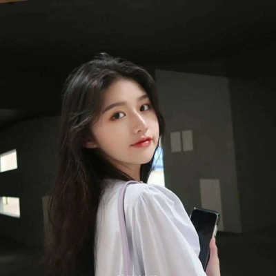 阳春伴游女生赵青瑜的资料
