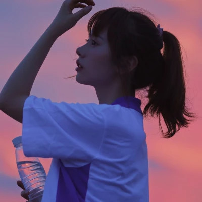 阳春伴游女生雨林精灵的资料