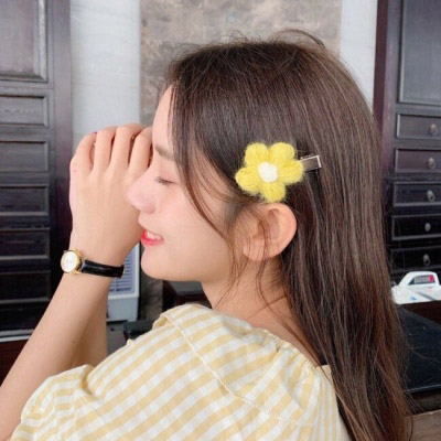 阳春伴游女生黄丽娜的资料