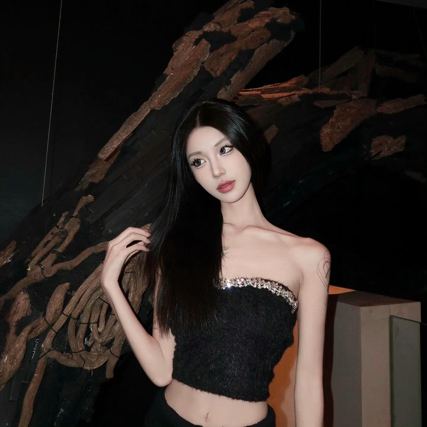 阳春伴游女生顾晚晴的资料