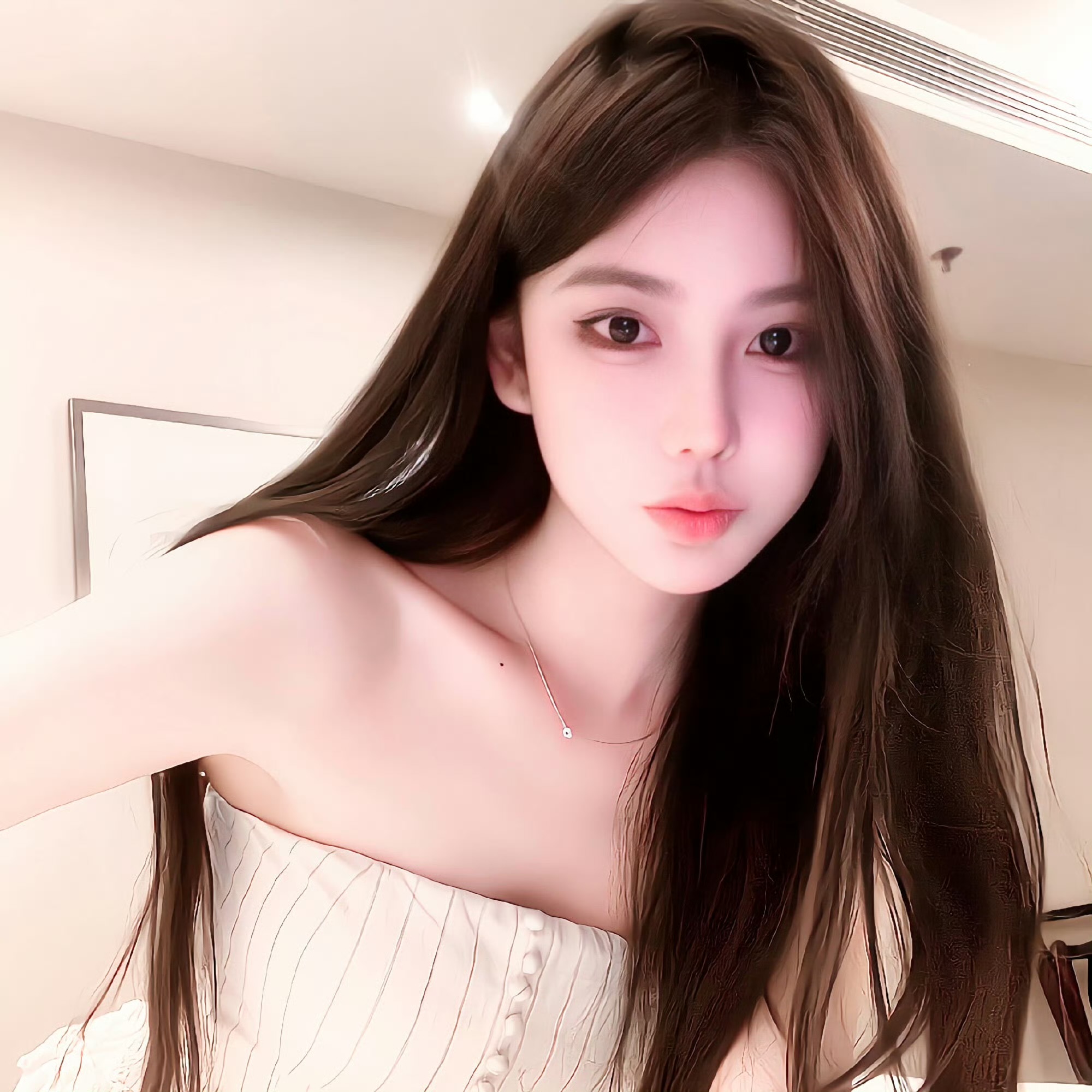 阳春伴游女生苏见星的资料