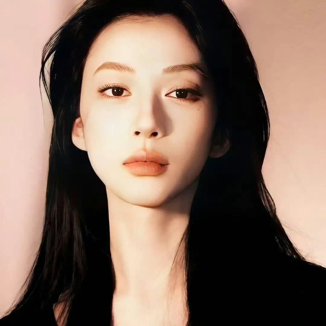 阳春伴游女生佘锦的资料