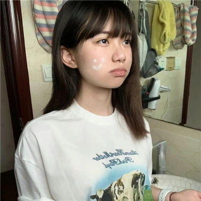 阳春伴游女生邝易云