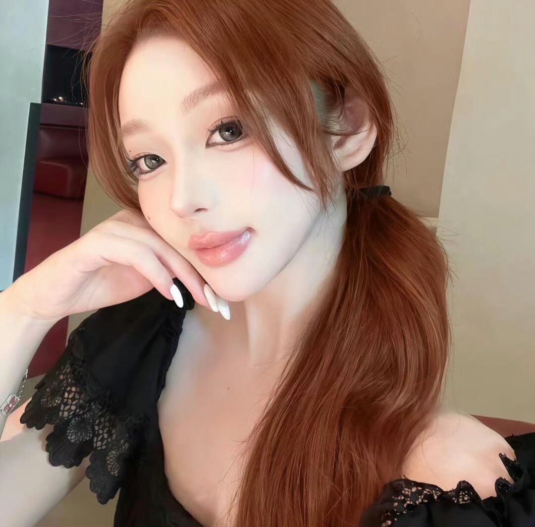 阳春伴游女生 | Victoria LiLI的资料