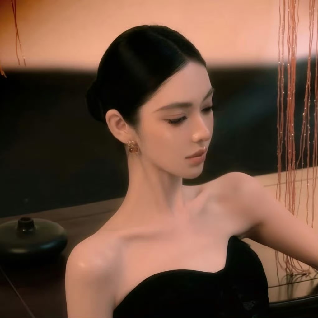 阳春伴游女生 | Emily的资料