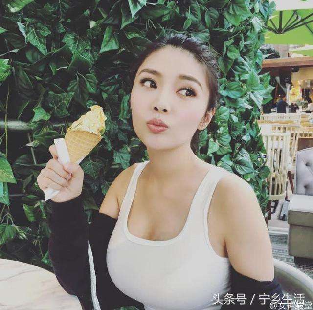 大胸女明星(各大女明星)